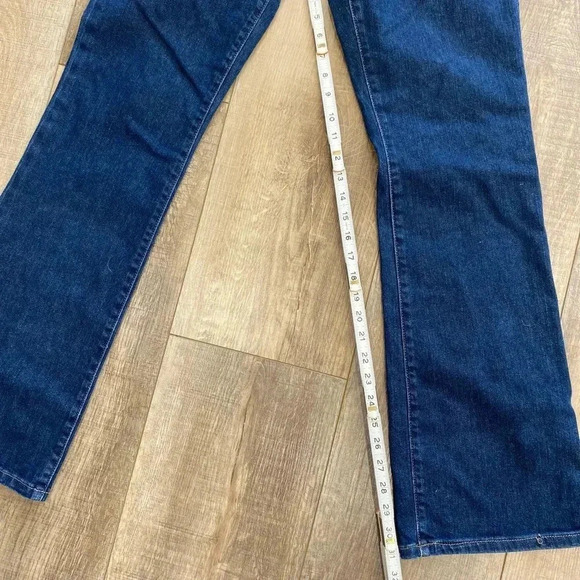 Patagonia Women's Bootcut Jeans Blue Dark Wash Vintage Style size 30 ( 8P ) - Picture 5 of 7